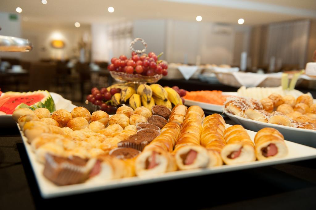 Planalto Bittar Hotel E Eventos ブラジリア エクステリア 写真