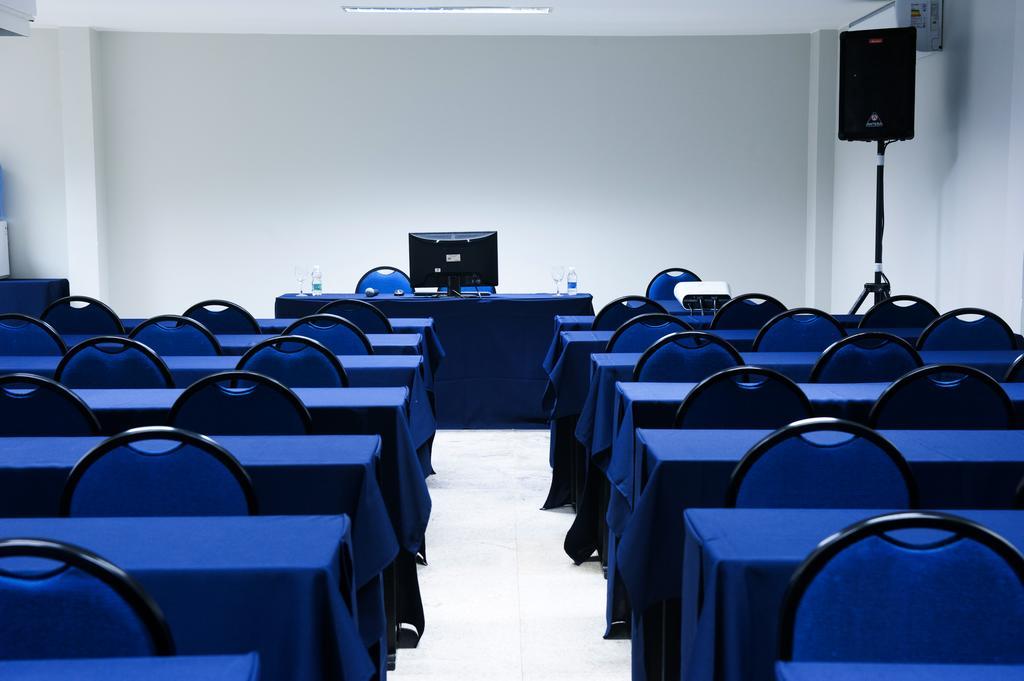 Planalto Bittar Hotel E Eventos ブラジリア エクステリア 写真